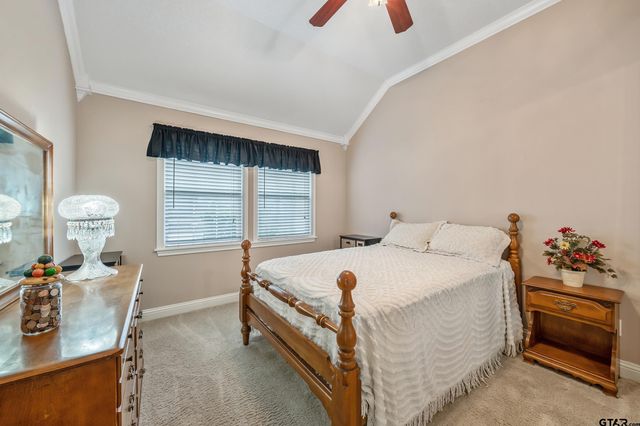 608 Green Meadown Trail, Holly Lake Ranch, TX 75765