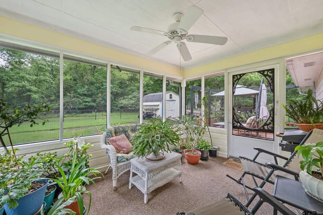 608 Green Meadown Trail, Holly Lake Ranch, TX 75765