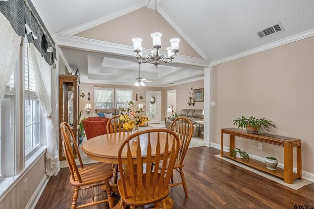 608 Green Meadown Trail, Holly Lake Ranch, TX 75765