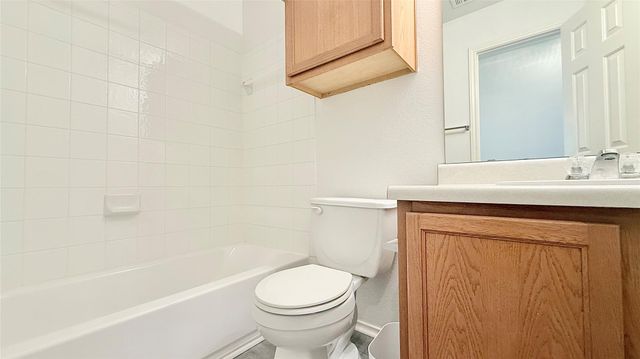 14613 Walt Whitman TRL B, Pflugerville, TX 78660