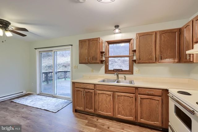 116 IRONMASTER RD, Lebanon, PA 17042