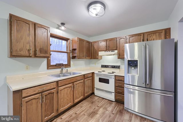 116 IRONMASTER RD, Lebanon, PA 17042