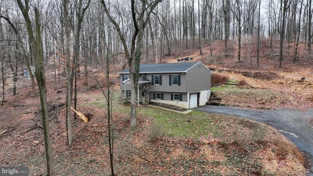 116 IRONMASTER RD, Lebanon, PA 17042