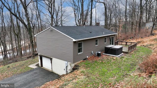 116 IRONMASTER RD, Lebanon, PA 17042