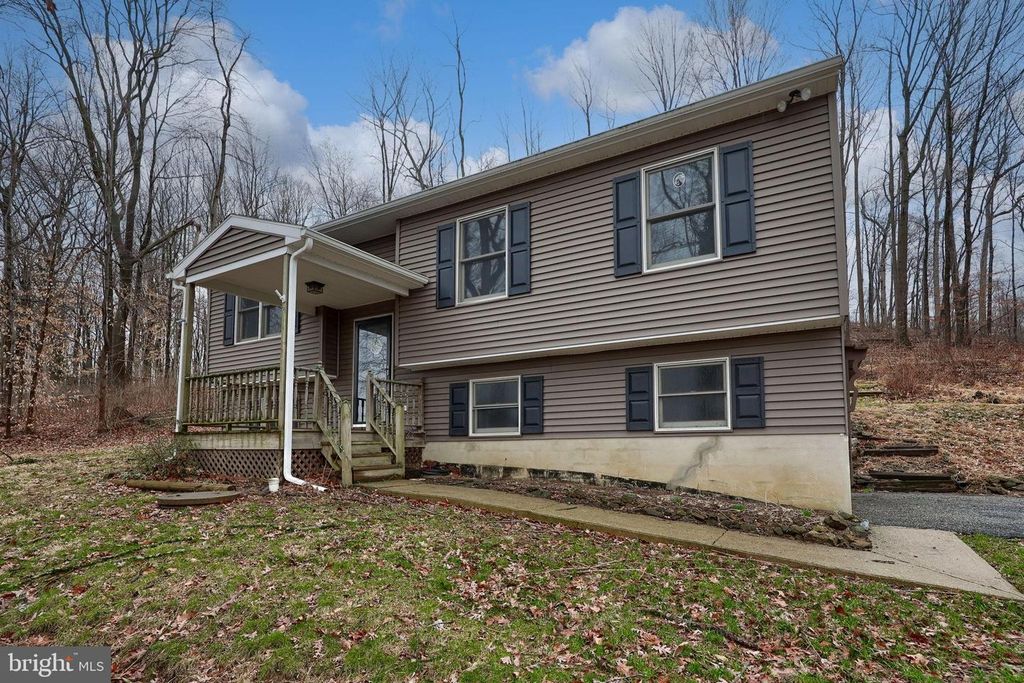 116 IRONMASTER RD, Lebanon, PA 17042