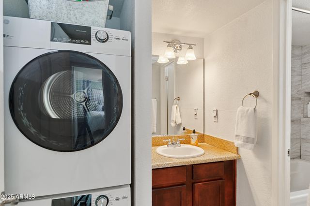 3500 N HAYDEN Road 307, Scottsdale, AZ 85251