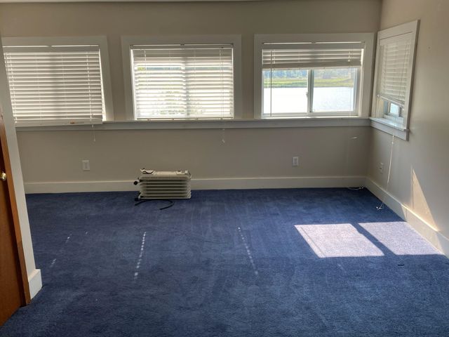 10 Riverfront Drive, Rockingham, VT 05101