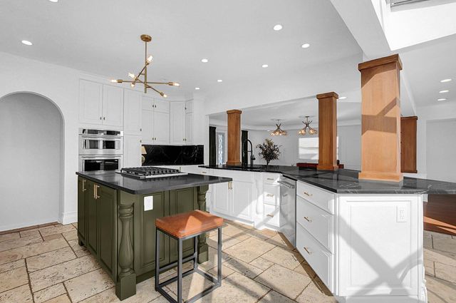 484 N Parkview Avenue, Bexley, OH 43209