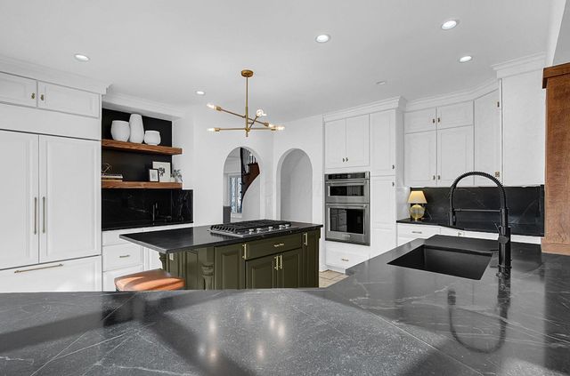 484 N Parkview Avenue, Bexley, OH 43209