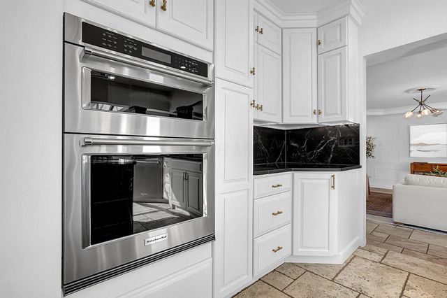 484 N Parkview Avenue, Bexley, OH 43209