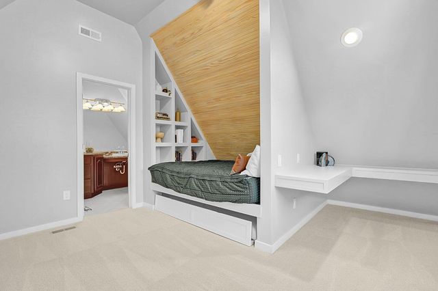 484 N Parkview Avenue, Bexley, OH 43209