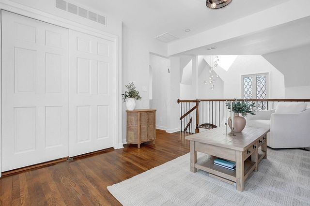 484 N Parkview Avenue, Bexley, OH 43209