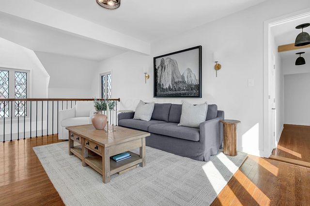 484 N Parkview Avenue, Bexley, OH 43209