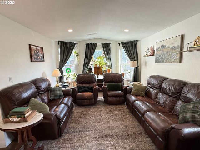 8608 Ne 139TH Ave, Vancouver, WA 98682