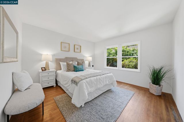 848 Talbart St, Martinez, CA 94553