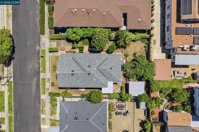 848 Talbart St, Martinez, CA 94553