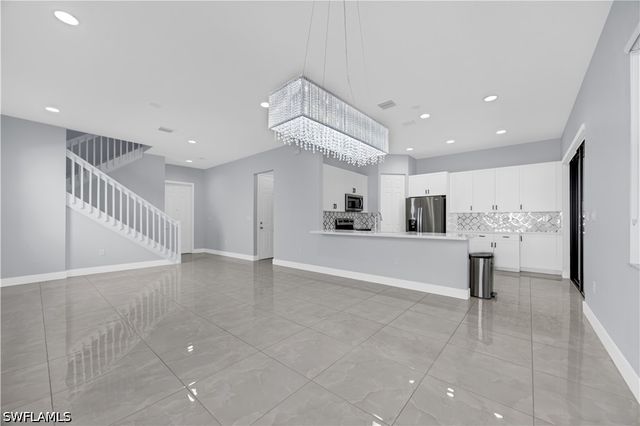 9045 Madrid CIR, Naples, FL 34104