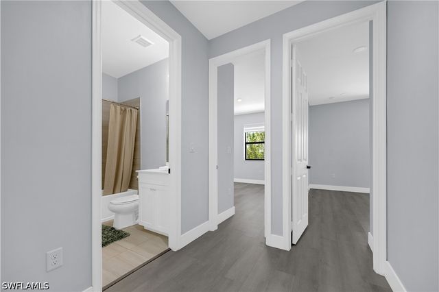 9045 Madrid CIR, Naples, FL 34104