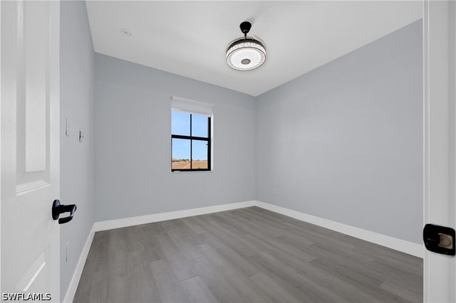 9045 Madrid CIR, Naples, FL 34104