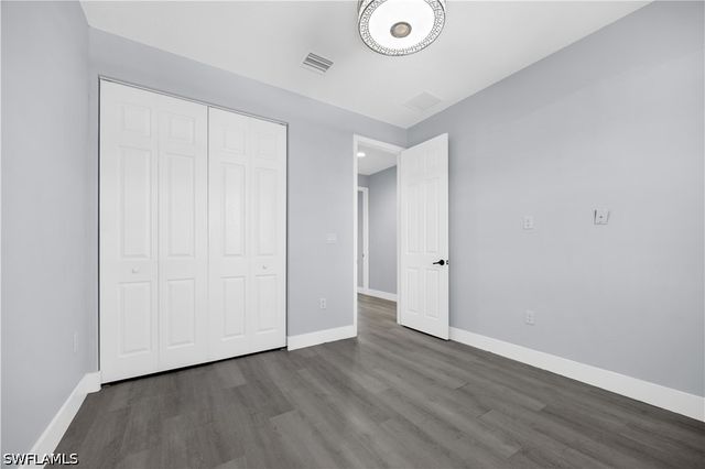 9045 Madrid CIR, Naples, FL 34104