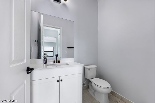 9045 Madrid CIR, Naples, FL 34104