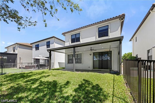 9045 Madrid CIR, Naples, FL 34104