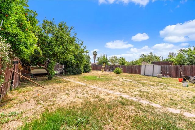 9085 Poplar, Fontana, CA 92335