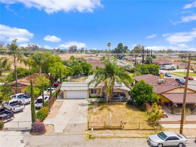 9085 Poplar, Fontana, CA 92335