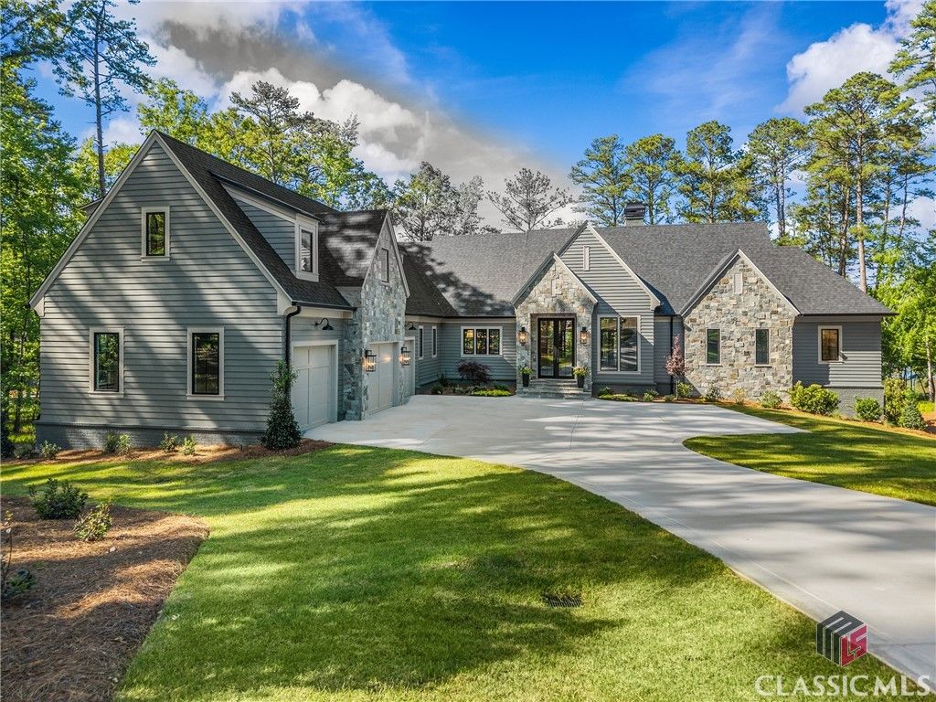 Image 1 of property listing at 1154 W Terrace Drive, Greensboro, GA 30642