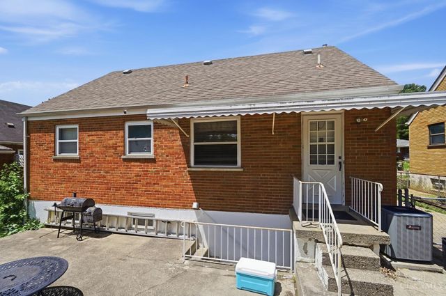 9108 Orangewood Drive, Colerain Twp, OH 45231