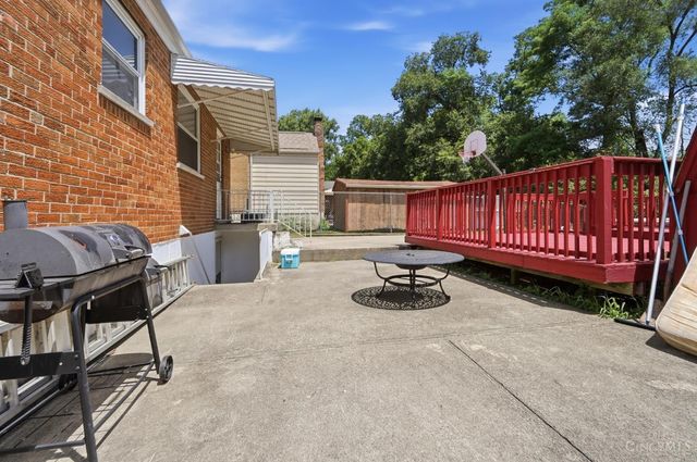 9108 Orangewood Drive, Colerain Twp, OH 45231