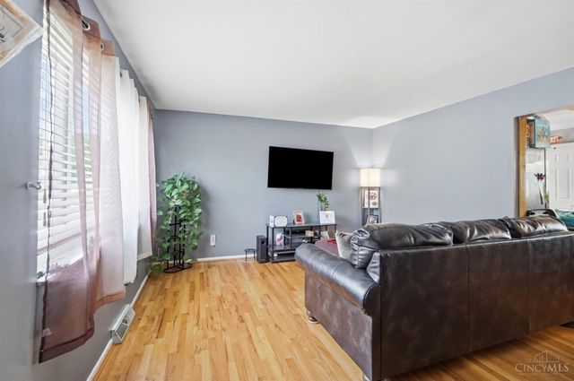 9108 Orangewood Drive, Colerain Twp, OH 45231