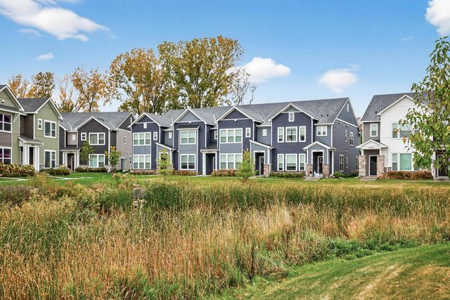 14544 Twin Lakes Circle, Burnsville, MN 55306