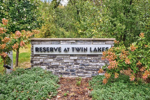14544 Twin Lakes Circle, Burnsville, MN 55306