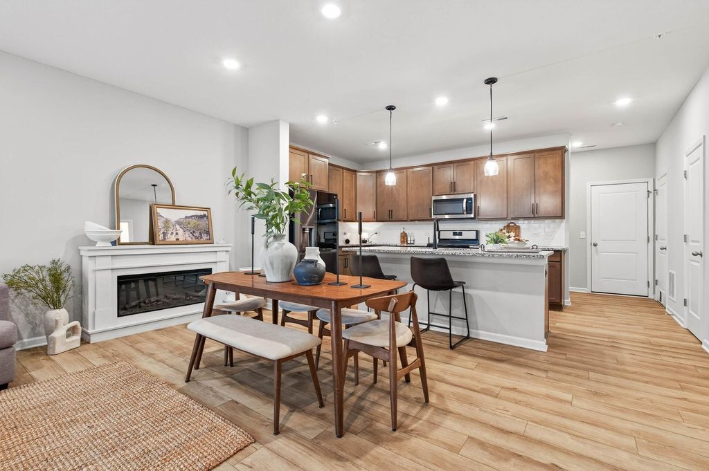 14544 Twin Lakes Circle, Burnsville, MN 55306 — photo 3