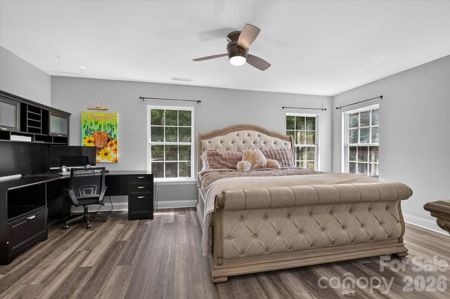 442 Tribune Drive, Charlotte, NC 28214