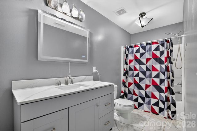 442 Tribune Drive, Charlotte, NC 28214