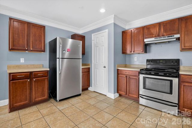 442 Tribune Drive, Charlotte, NC 28214