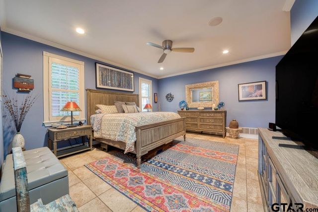 1200 Lesley Ln., Longview, TX 75604