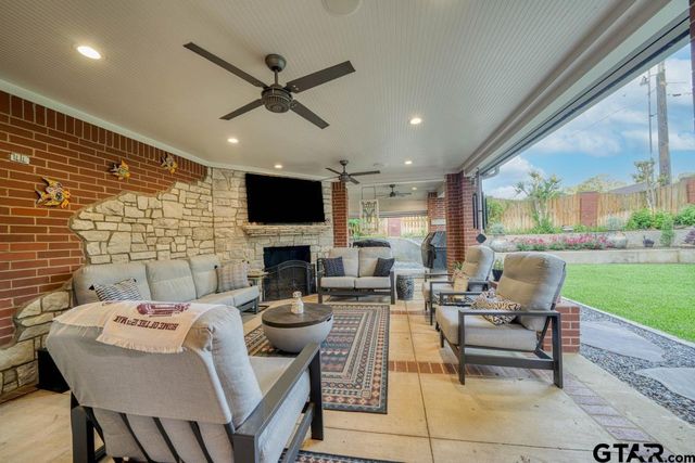 1200 Lesley Ln., Longview, TX 75604