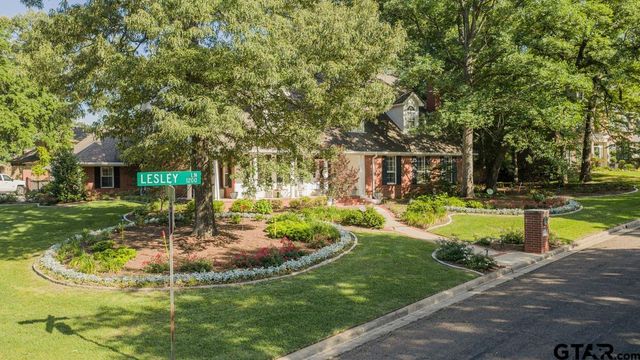 1200 Lesley Ln., Longview, TX 75604