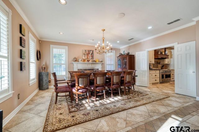 1200 Lesley Ln., Longview, TX 75604
