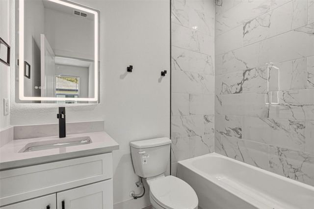 2767 FLAGAMI LANE, North Port, FL 34286