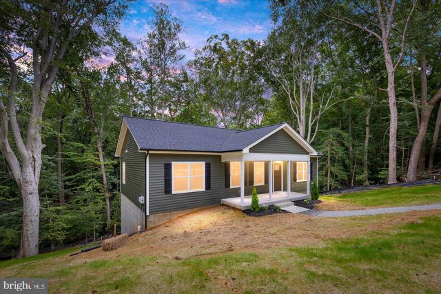 8339 KENNEDY DR, King George, VA 22485