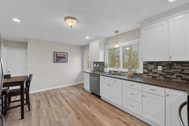 78 Asnebumskit Road, Paxton, MA 01612