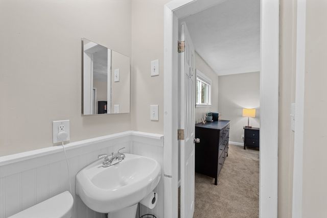 78 Asnebumskit Road, Paxton, MA 01612