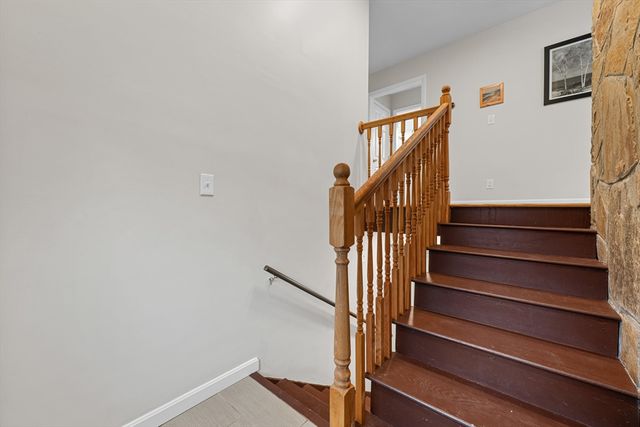 78 Asnebumskit Road, Paxton, MA 01612