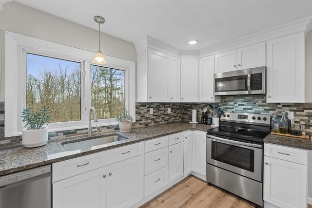 78 Asnebumskit Road, Paxton, MA 01612