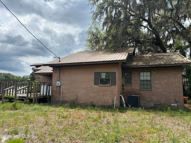 146 KELLEY SMITH SCHOOL Road, Palatka, FL 32177