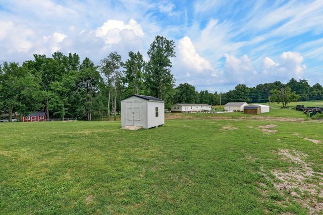 316 Lincoln Rd, Fayetteville, TN 37334